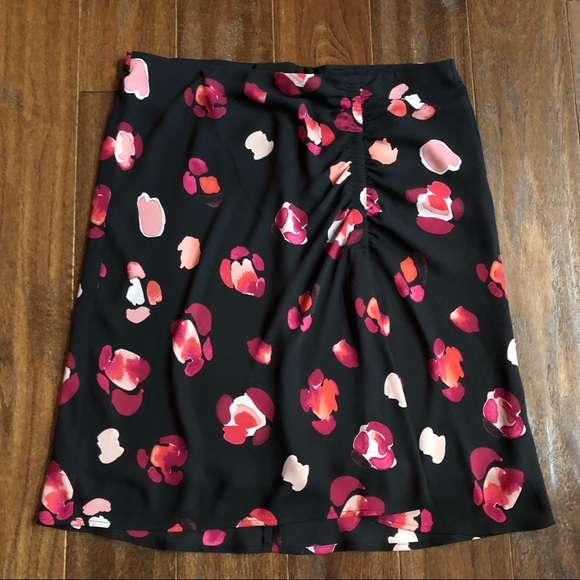 CAbi Dresses & Skirts - Like New, Cabi Lined Floral Skirt